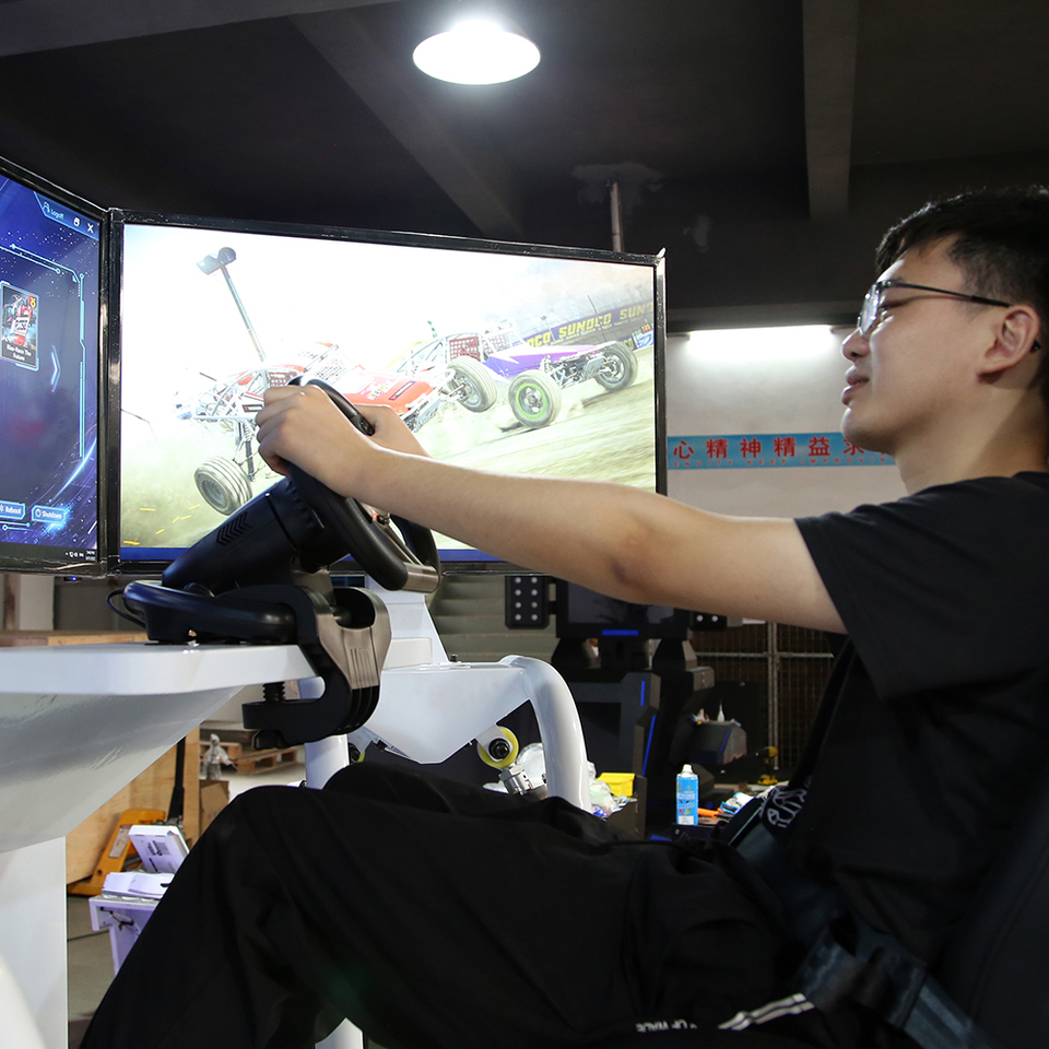 High-Tech 9d 3Dof/6Dof Indoor VR Car Driving Simulator 4D Racing Game Machine Metal Equipment for Shopping Malls